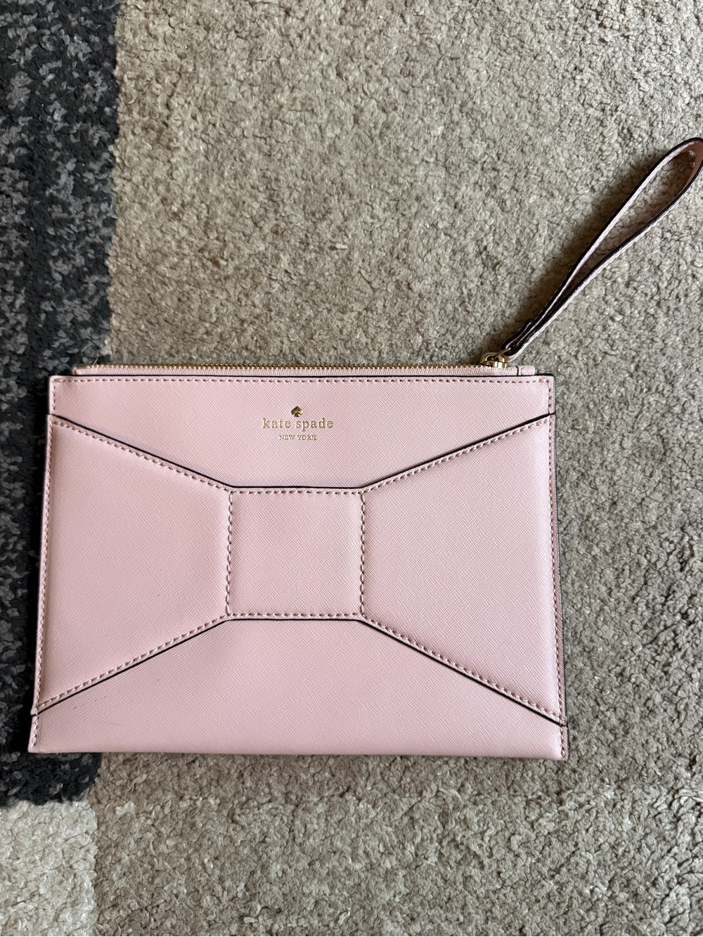 Kate Spade Park Avenue Bella Light Pink Wrislet Clutch
